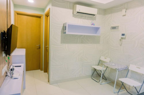 Photo 14 - Cozy 1Br At The Mansion Kemayoran Apartment