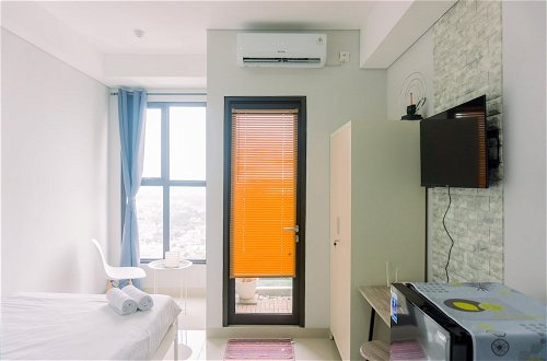 Foto 4 - Modern Look And Comfortable Studio Transpark Bintaro Apartment
