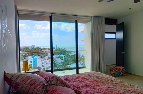 Foto 15 - Ocean Views From all the Bedrooms of This Deluxe Beachfront Condo Paradise