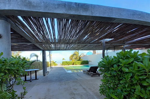 Photo 33 - Ocean Views From all the Bedrooms of This Deluxe Beachfront Condo Paradise