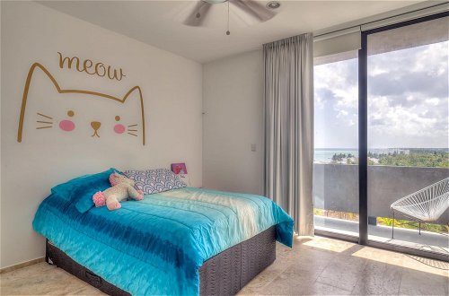 Photo 28 - Ocean Views From all the Bedrooms of This Deluxe Beachfront Condo Paradise