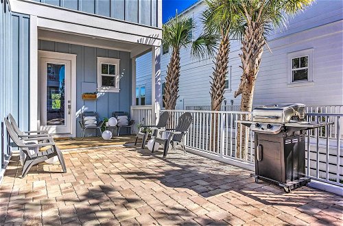 Photo 17 - Beach House Right off 30A w/ 6-seater Golf Cart