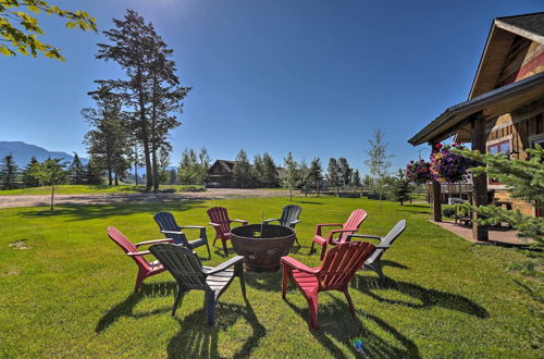 Photo 21 - Stunning Cottage on 30-acre Farm: Fire Pit