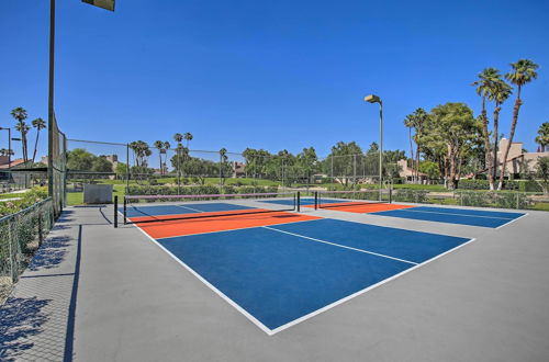 Foto 36 - Sleek Rancho Mirage Villa: Patio, Pool, Golf