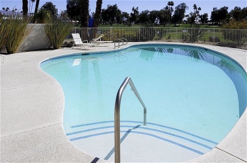 Foto 39 - Sleek Rancho Mirage Villa: Patio, Pool, Golf