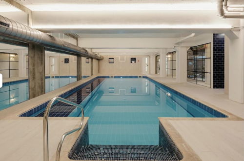 Photo 12 - Luxury Stay With Sauna, Gym, and Pool in Leicester