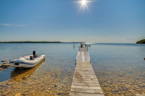 Photo 23 - Prairie-style Home on Garden Bay w/ Deck + Hot Tub