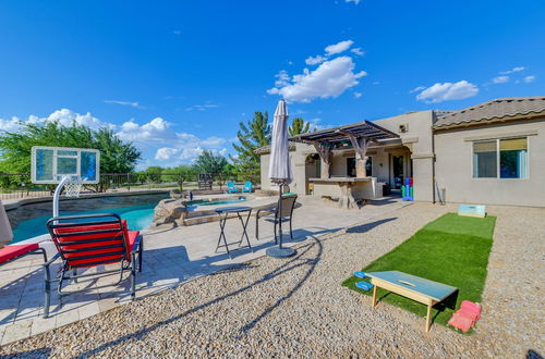 Foto 15 - Stunning Queen Creek Getaway w/ Private Pool