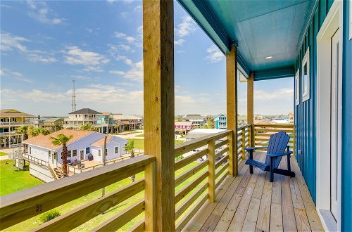 Photo 18 - Modern Freeport Beach House Rental w/ Ocean View