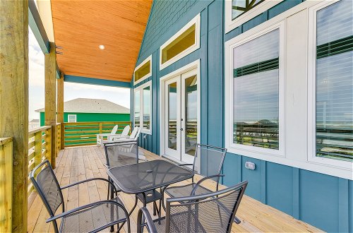 Photo 24 - Modern Freeport Beach House Rental w/ Ocean View