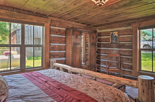 Foto 11 - Montana Retreat: Original Hamilton Log Cabin