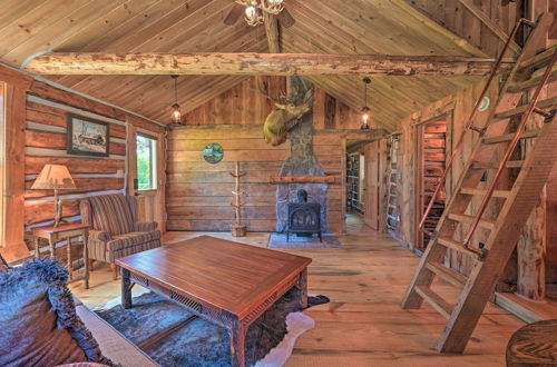 Photo 16 - Montana Retreat: Original Hamilton Log Cabin