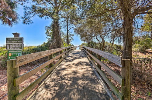 Foto 5 - Hilton Head Condo w/ Patio - Walk to Beaches