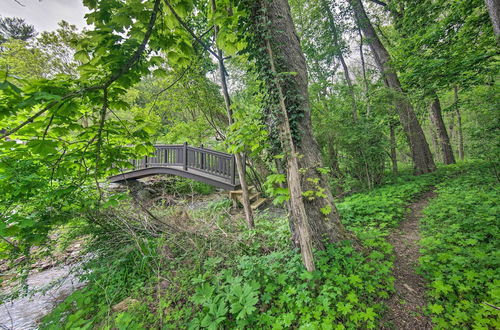 Photo 23 - Pet-friendly Lakeview Cabin w/ Hot Tub