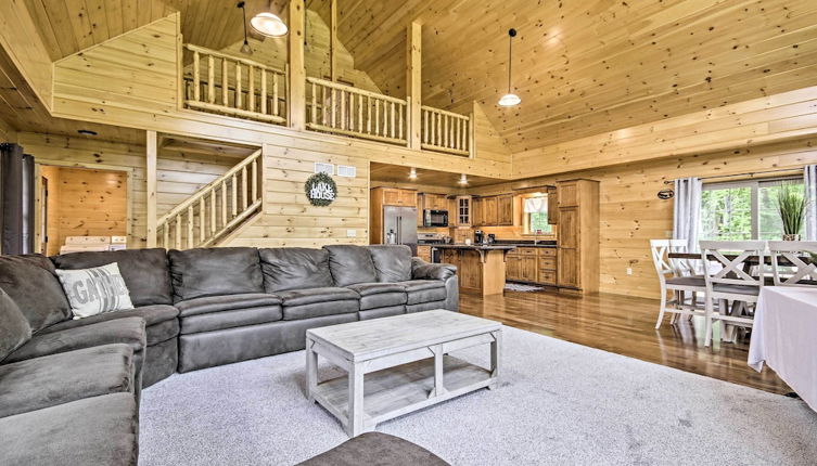 Foto 1 - Pet-friendly Lakeview Cabin w/ Hot Tub