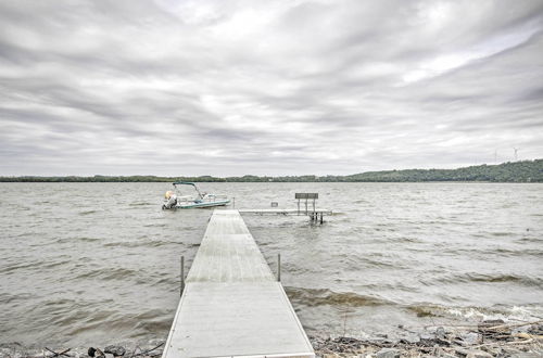 Photo 2 - Pet-friendly Lakeview Cabin w/ Hot Tub