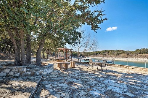 Photo 10 - Lake Travis Home Situated on Arkansas Bend Park