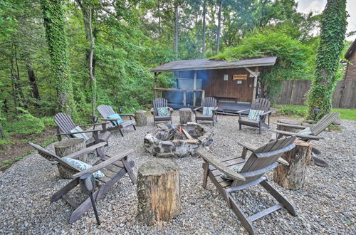 Photo 10 - Luxury Log Cabin w/ 5 Private Acres + Hot Tub