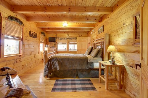 Foto 20 - Secluded Smoky Mountain Cabin w/ Wraparound Deck