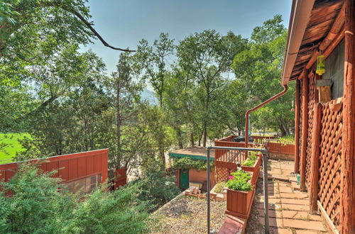 Photo 7 - Colorful Bungalow By Pikes Peak/garden of the Gods