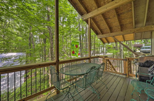 Photo 8 - Beech Mountain Home w/ Covered Deck & Gas Grill