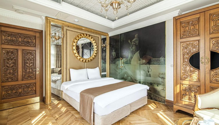 Photo 1 - Studio Room in Historic Mansion in Beylerbeyi