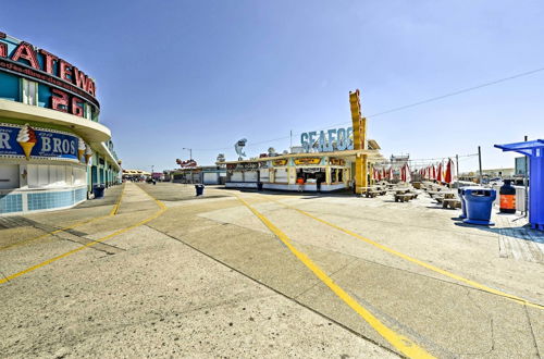 Photo 13 - North Wildwood Condo w/ Pool, Walk to Boardwalk