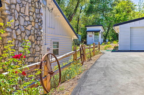 Photo 34 - Beautiful Cottage, Steps to Downtown Murphys