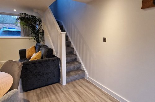Photo 23 - Beautiful 1-bed Apartment in Derbyshire