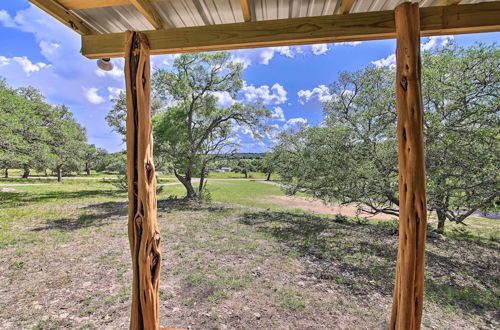 Photo 16 - Rustic-chic Country Cabin - 10 Mi to Main Street