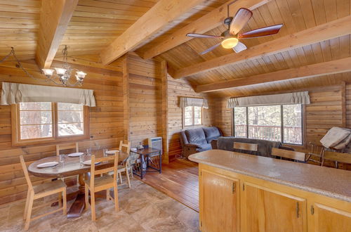 Photo 3 - Pine Mountain Club Cabin Rental w/ Pool Access