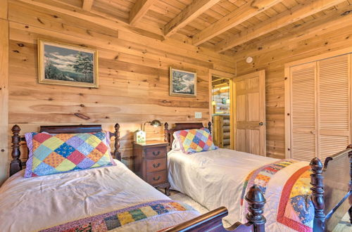 Photo 21 - Superb Linville Mountain Cabin w/ Wraparound Decks