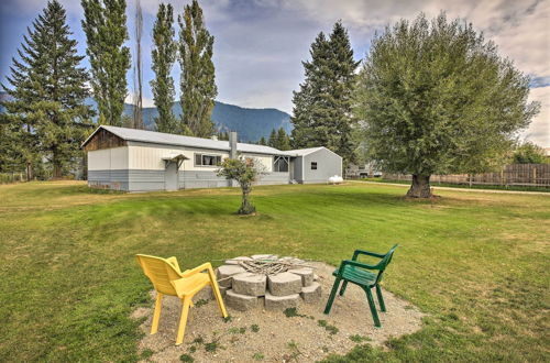Photo 3 - Woodsy Riverfront Retreat in Trout Creek Montana