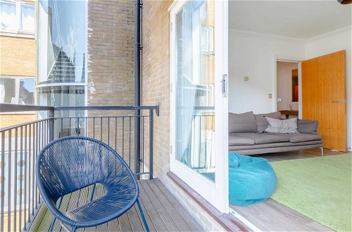 Photo 24 - Light & Modern 2BD Flat With Balcony - Brick Lane