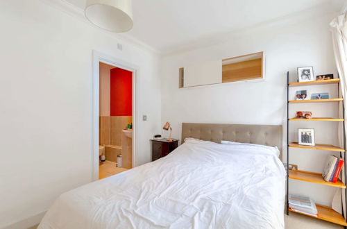 Photo 6 - Light & Modern 2BD Flat With Balcony - Brick Lane