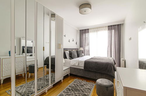 Photo 13 - Bright and Centrally Located Flat in Sisli
