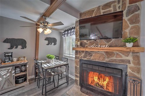 Photo 19 - Charming Mountain Townhome w/ Deck, Fireplace