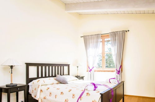 Foto 10 - Luxury 2 Rooms Apt Rosemary in Siena Resort