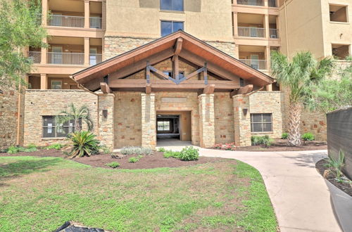 Photo 23 - Lake LBJ Condo w/ Balcony & Shared Boat Docks