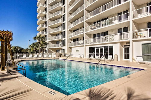 Photo 18 - Snowbird's Retreat: Walkable Destin Condo w/ View