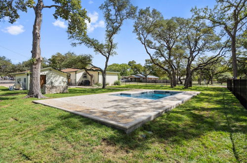 Photo 22 - Upscale Home With Pool and Firepit - Close to Mercer St