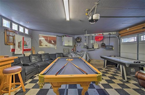 Photo 32 - Spacious Lake Arrowhead Home w/ Game Room & Deck