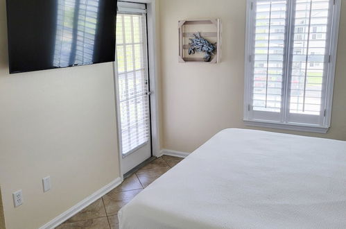 Photo 6 - 3b/2b w/ Pool & Tennis Court, Sleeps 6