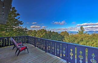 Photo 1 - Beech Mountain Townhome Near Hiking & Ski Slopes