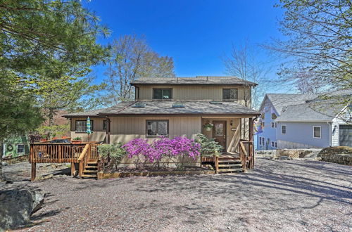 Photo 23 - Grand Lakefront Home w/ Dock in The Hideout