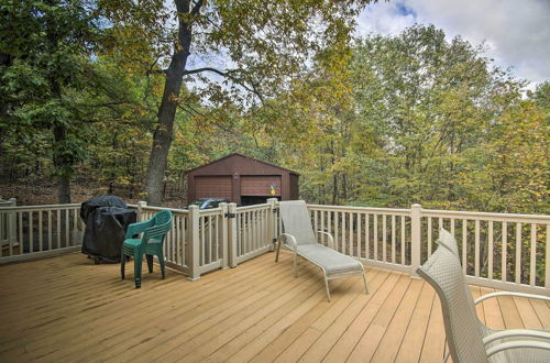Photo 22 - Pet-friendly Raystown Lakefront Cabin w/ BBQ Grill