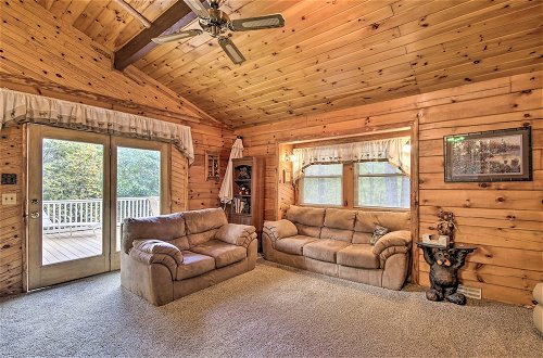 Photo 7 - Pet-friendly Raystown Lakefront Cabin w/ BBQ Grill