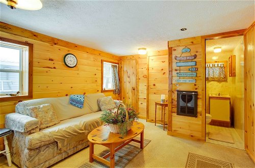 Photo 16 - Bass Lake Living - Cozy Cabin in Pine Ridge Resort