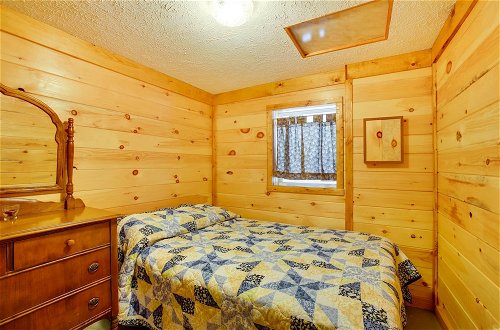 Photo 14 - Bass Lake Living - Cozy Cabin in Pine Ridge Resort