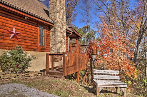 Foto 16 - Douglas Lake Cabin w/ Boat Ramp & Water Access